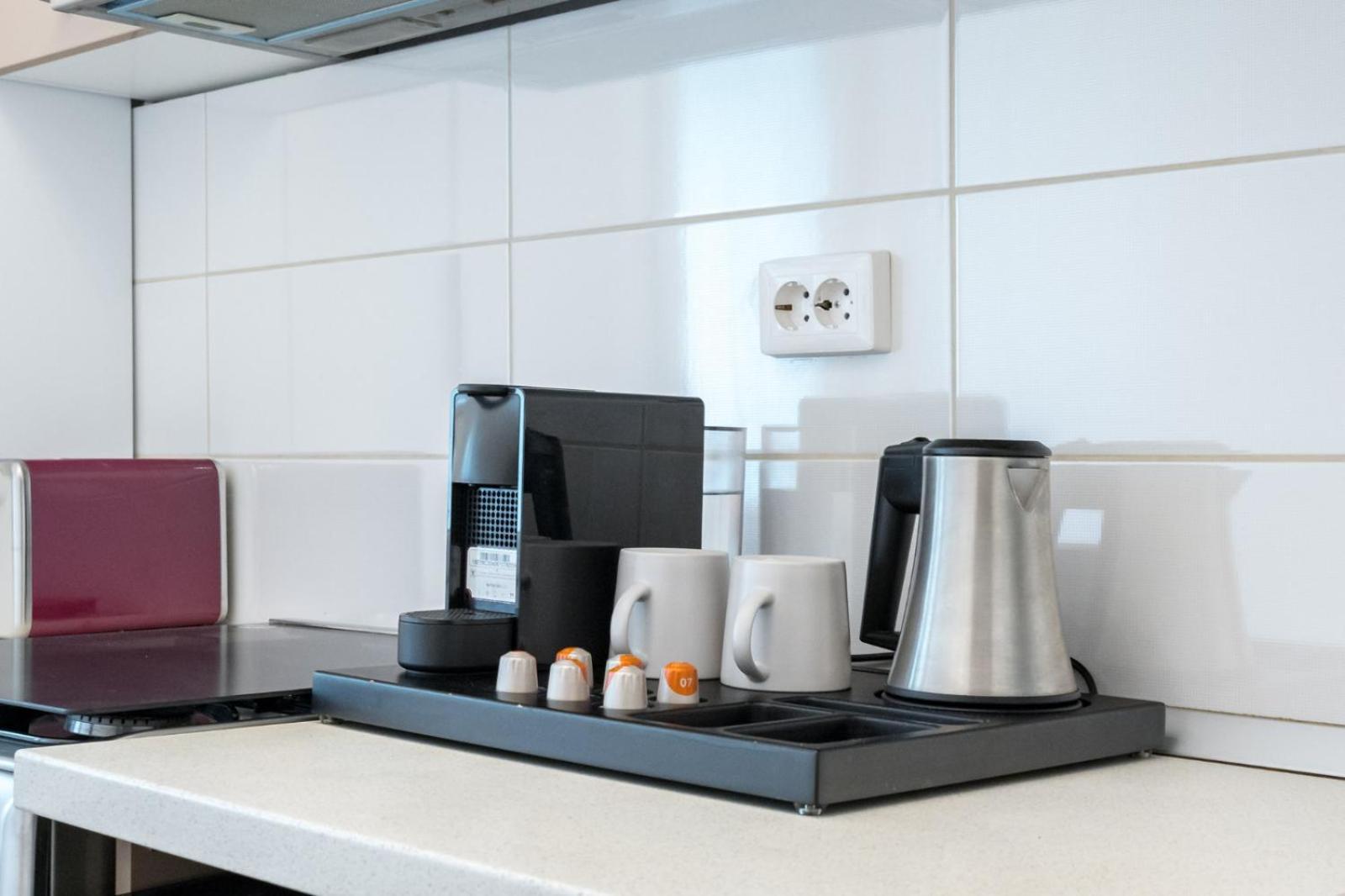 Highline Downtown Residences 6 Persons Family Apartment 부쿠레슈티 외부 사진