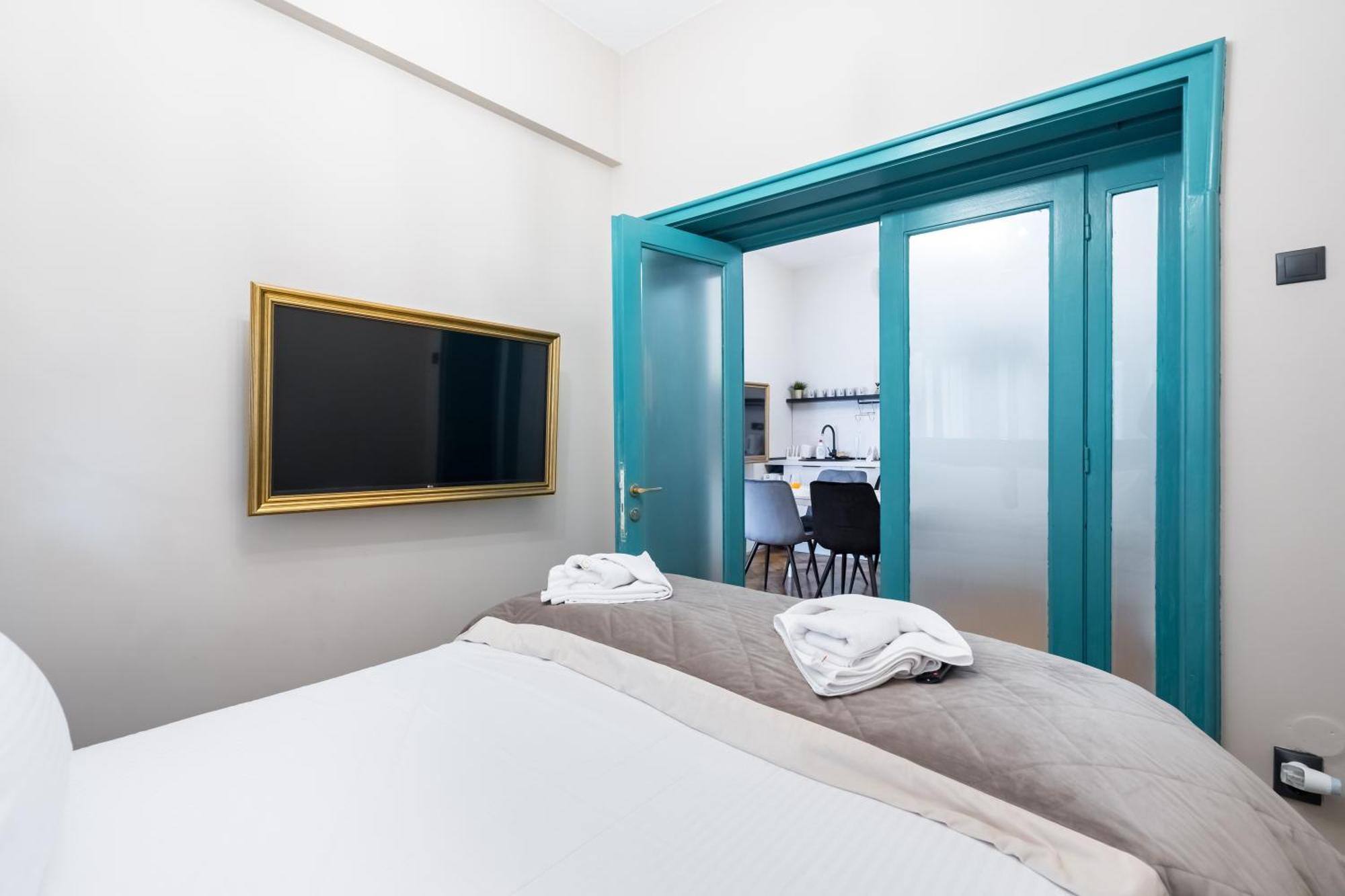 Highline Downtown Residences 6 Persons Family Apartment 부쿠레슈티 외부 사진