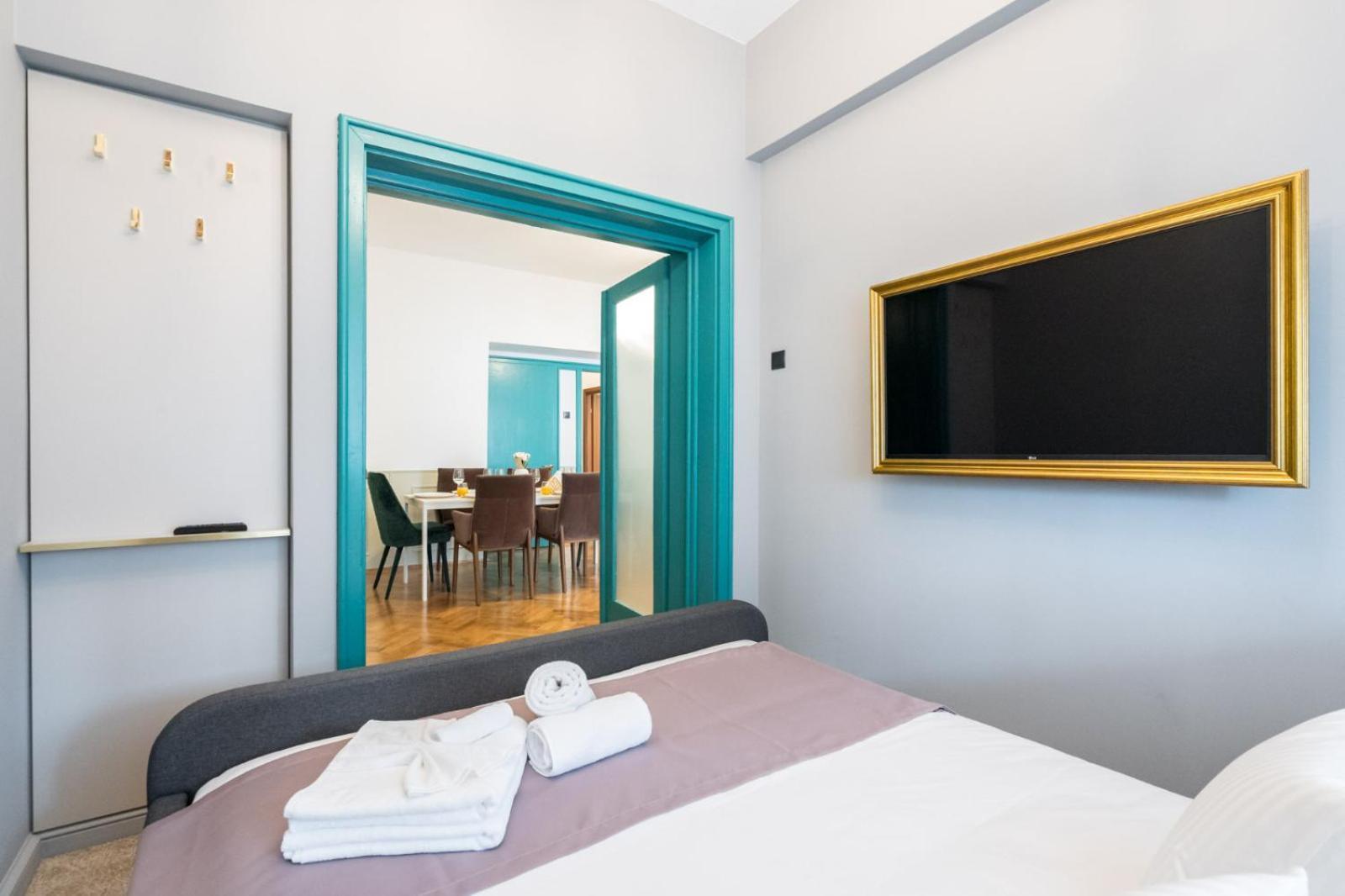 Highline Downtown Residences 6 Persons Family Apartment 부쿠레슈티 외부 사진