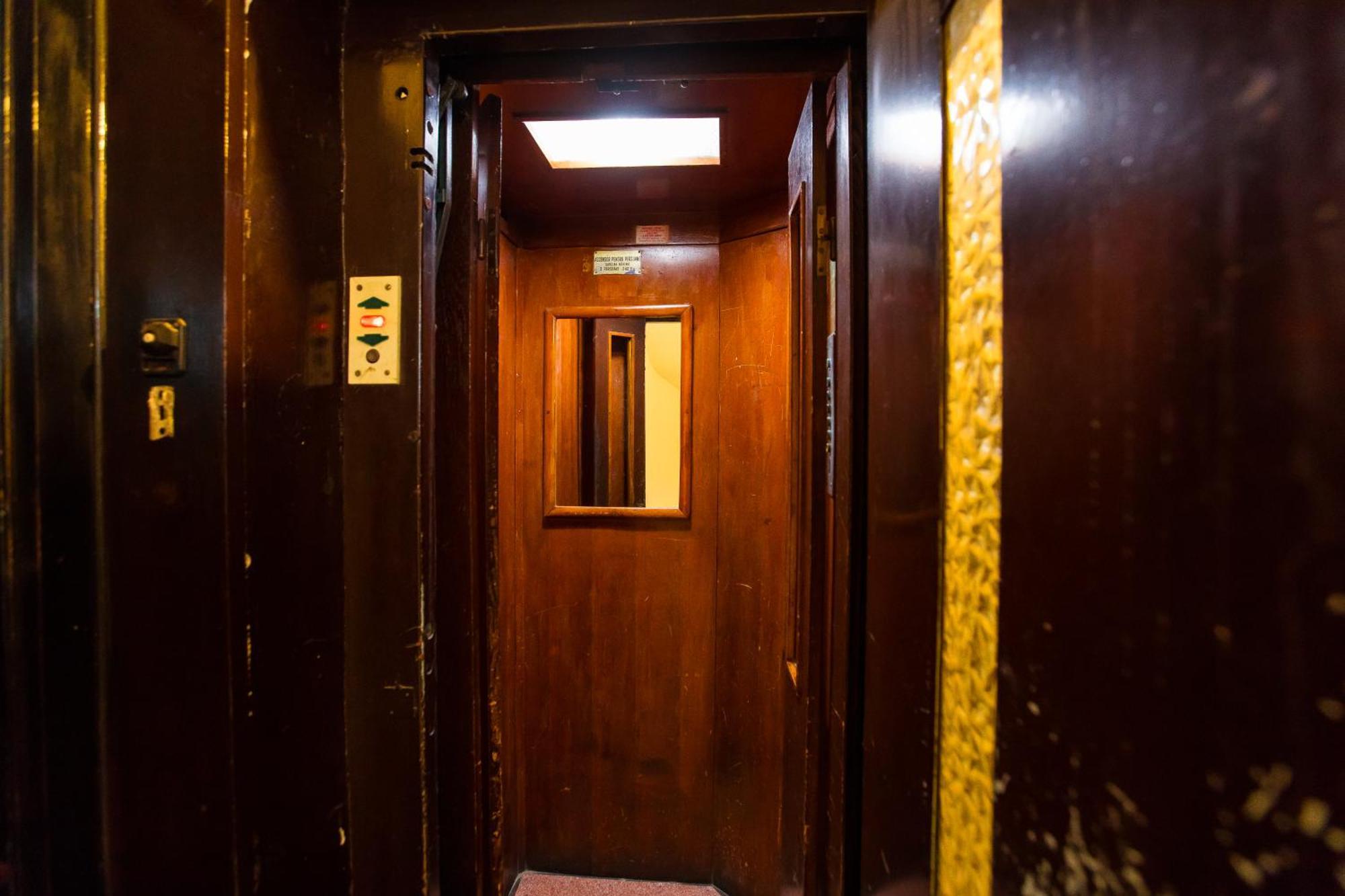 Highline Downtown Residences 6 Persons Family Apartment 부쿠레슈티 외부 사진